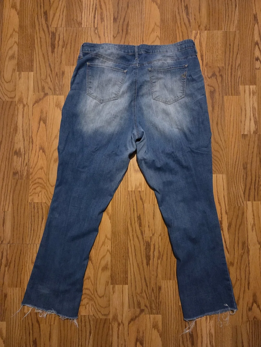 Women's High Rise Jeans - Picture 2 of 5